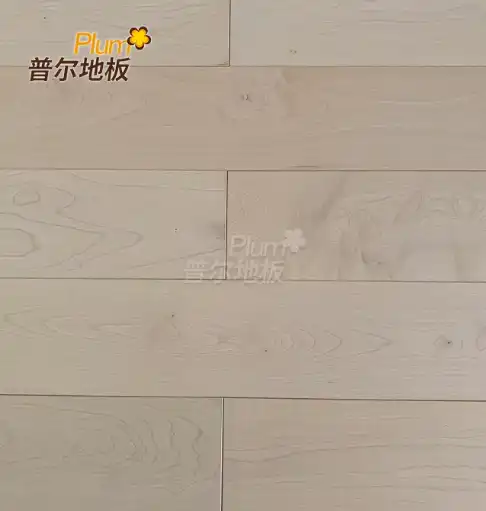 How Maple Flooring Enhances Player Safety and Grip?